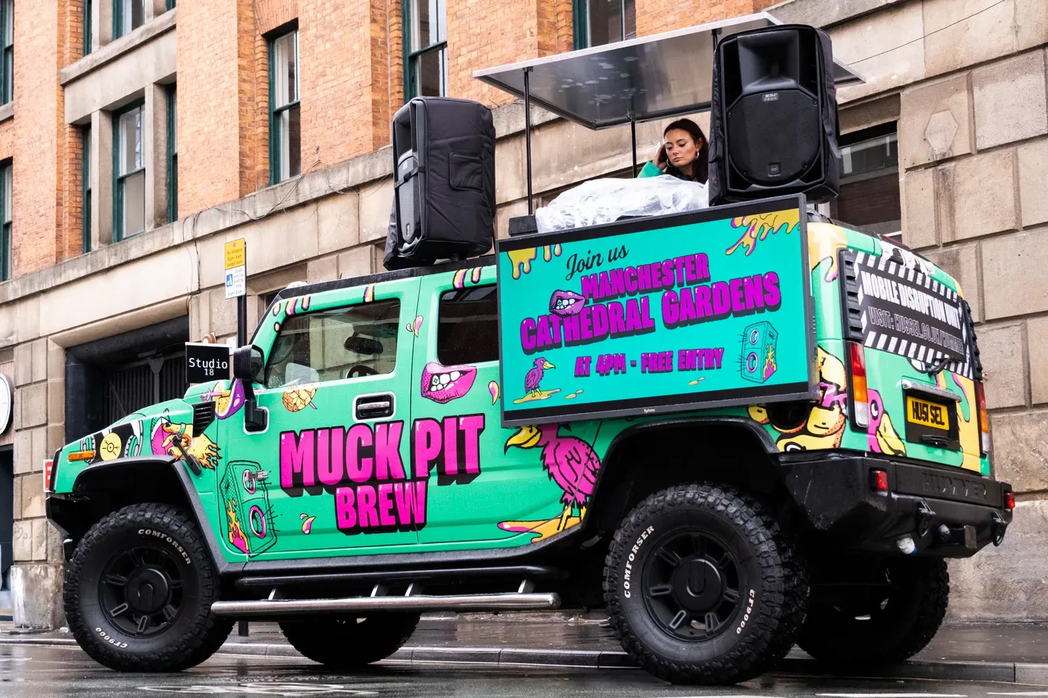Brand Activations & Experiential Brand Activations & Experiential
